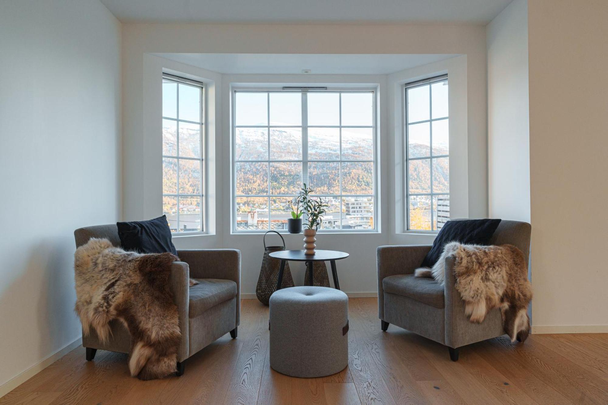 Modern House With Great View! Daire Tromsø Dış mekan fotoğraf